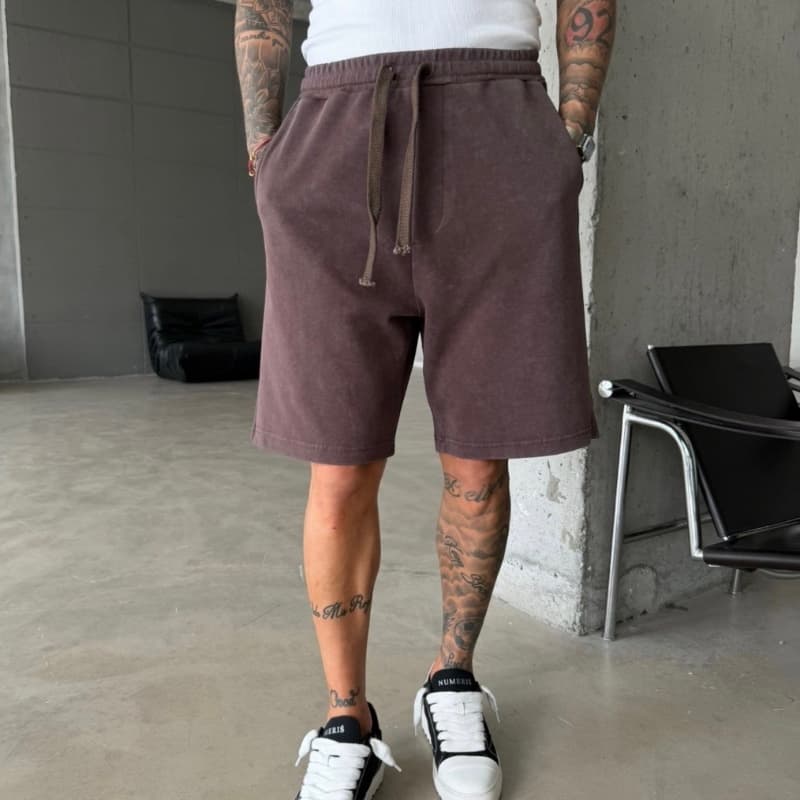 BROWN SHORTS