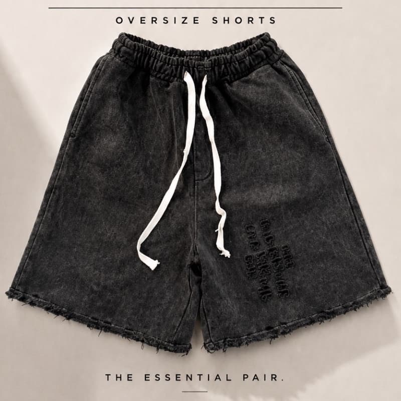 BLACK WASH SHORTS