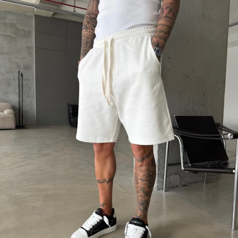 WHITE SHORTS