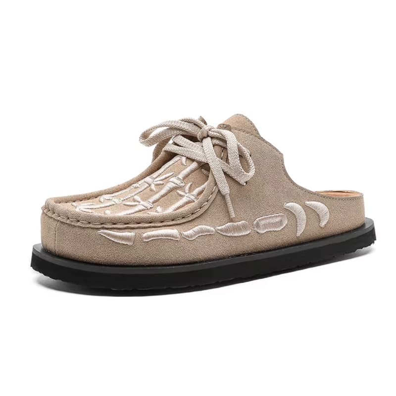 ☠️CREAM SKELETON SLIPPERS