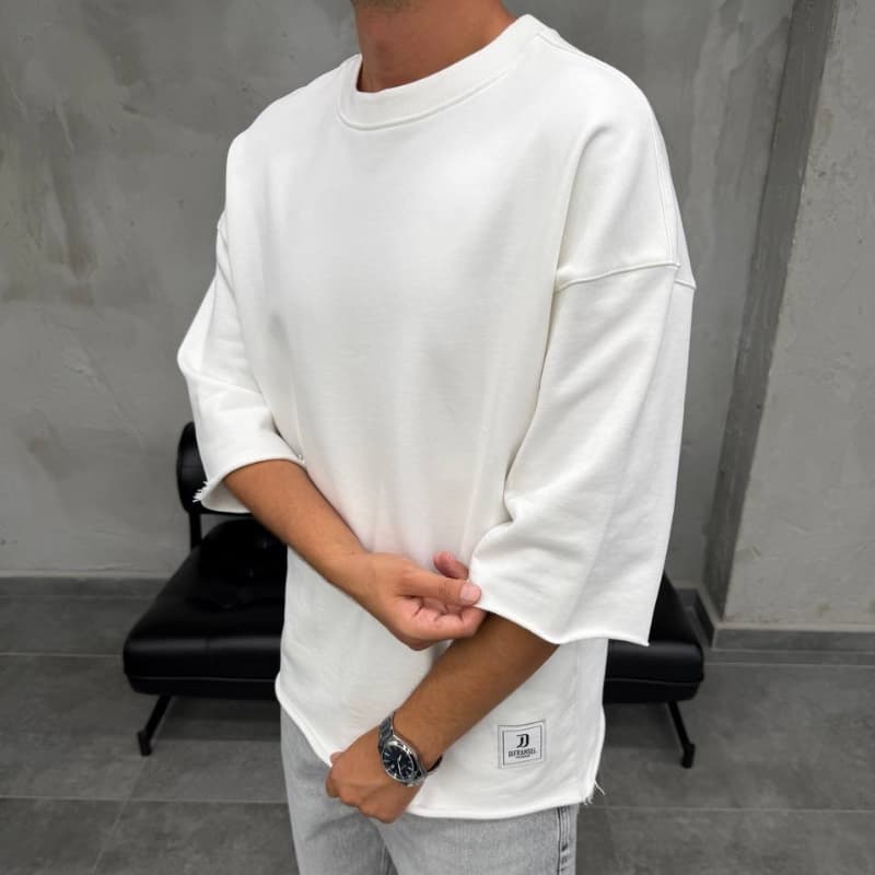 WHITE LONG-SLEEVE T